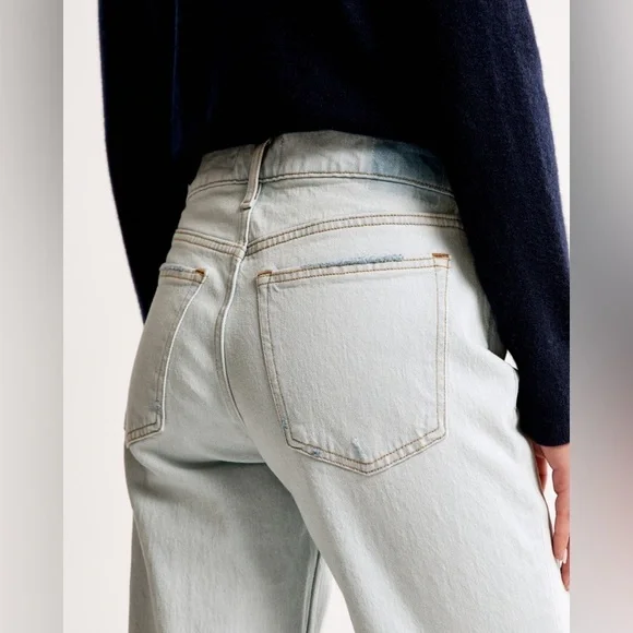 NWT Abercrombie & Fitch Light Blue Flare Jeans - Picture 6 of 15